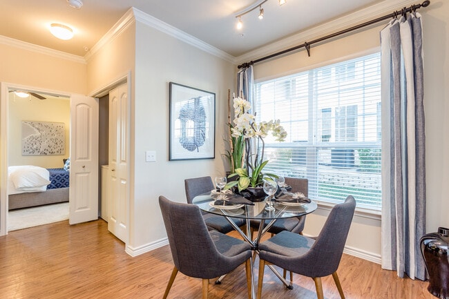 Photo - Where Comfort Meets Style… Unit 79G