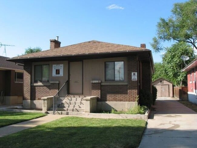 Building Photo - Bungalow/Office 2 Bedroom 2 Bath Rental