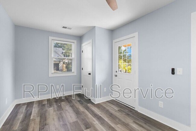 Photo - 401 Hart Ave