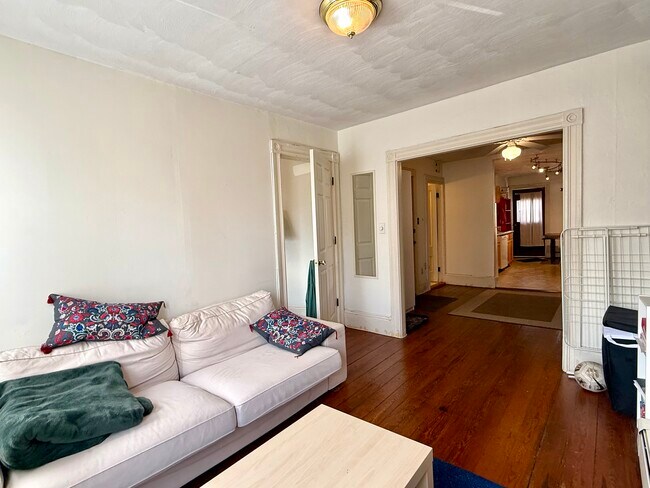 Photo - 18 Mead St Unidad 2A