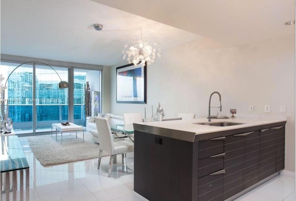 Photo - 200 Biscayne Blvd Way Unidad 3209 Rental