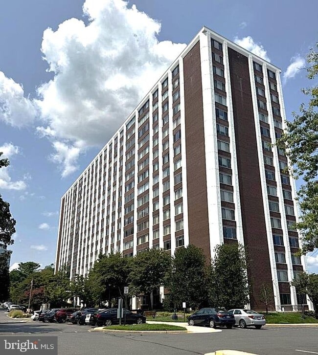 Building Photo - 11801 Rockville Pike Unit 814