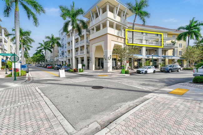 Building Photo - 1200 Town Center Dr Unit 326
