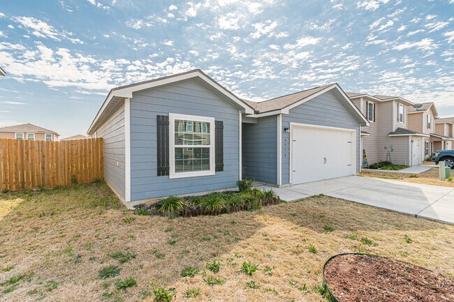 Photo - 6514 Chevler Pass