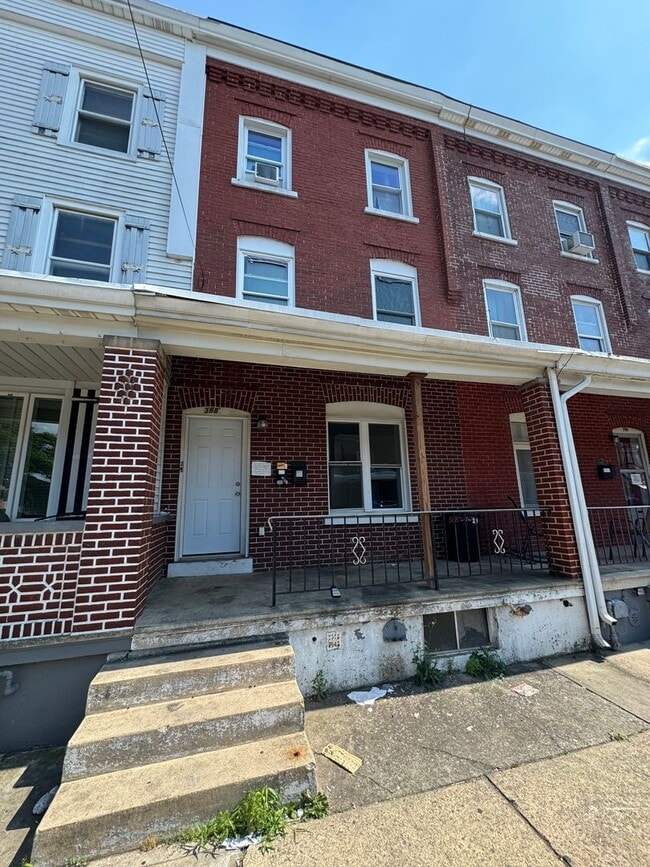 Building Photo - 388.5 Greenleaf St Unit 1st Floor