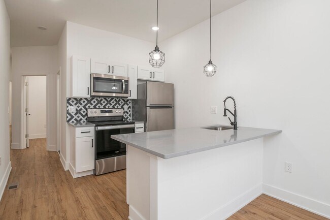 Photo - 3312 W Cumberland St Unit 1