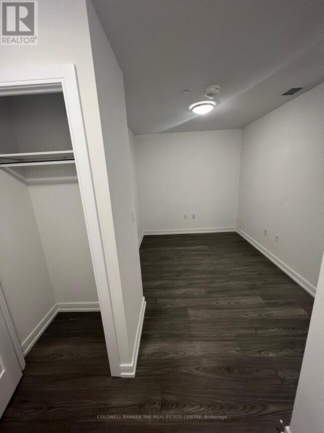 Photo - 225 Village Green Square Unit 2106