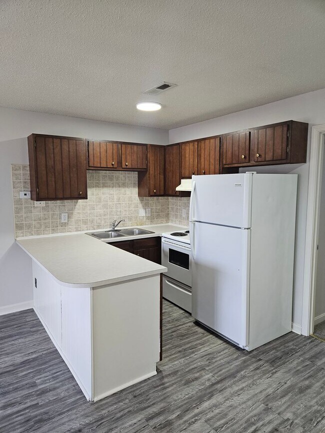Photo - 1 BR 1 Bath at Green Valley Apartments Unidad Apt #29