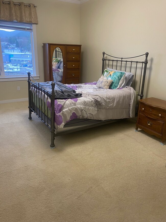 Photo - 25 Jefferson Way