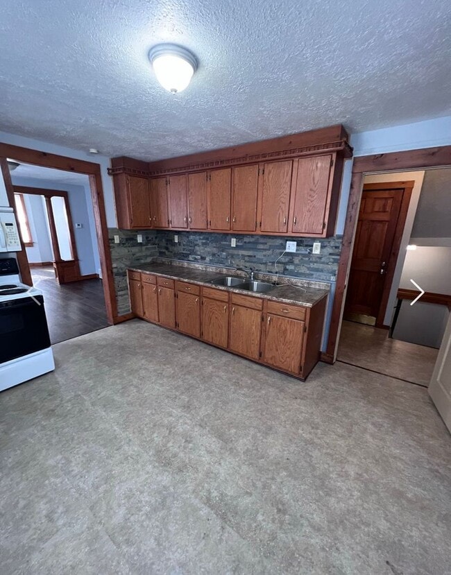 Photo - 4007 E 54th St Unidad #2