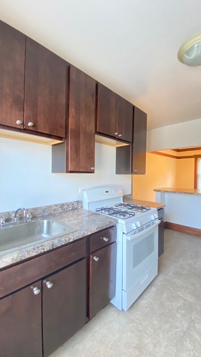 Photo - 4451 W Dickens Ave Unit 2