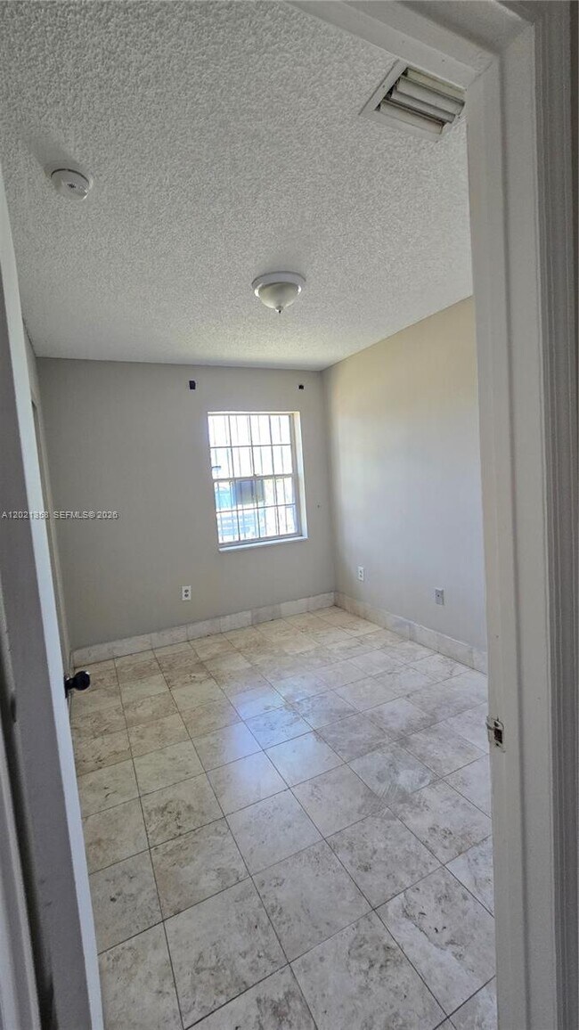 Photo - 2705 NW 204th Ln