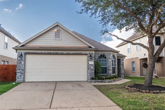 Photo - 15419 Hazel Thicket Tr