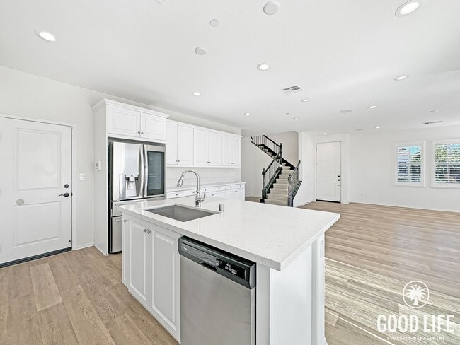 Photo - Stunning 2000+ sqft  4B/3BA Home in a Great Community!