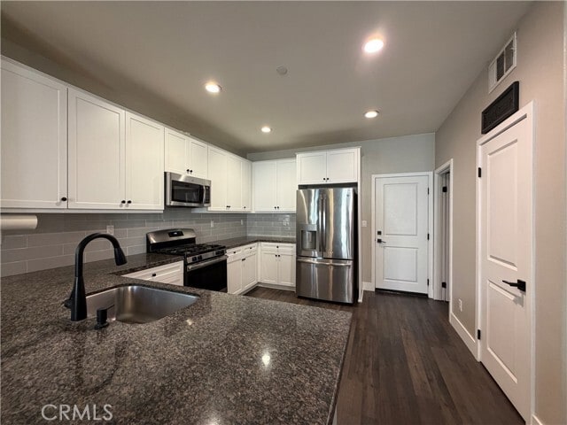 5344 N Alumni Ln
