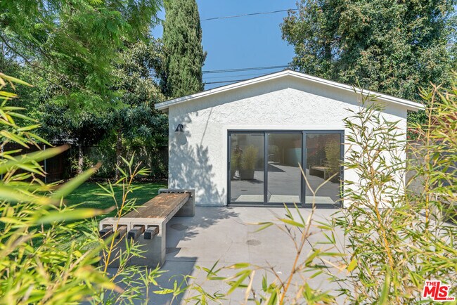 Photo - 4031 Edenhurst Ave House