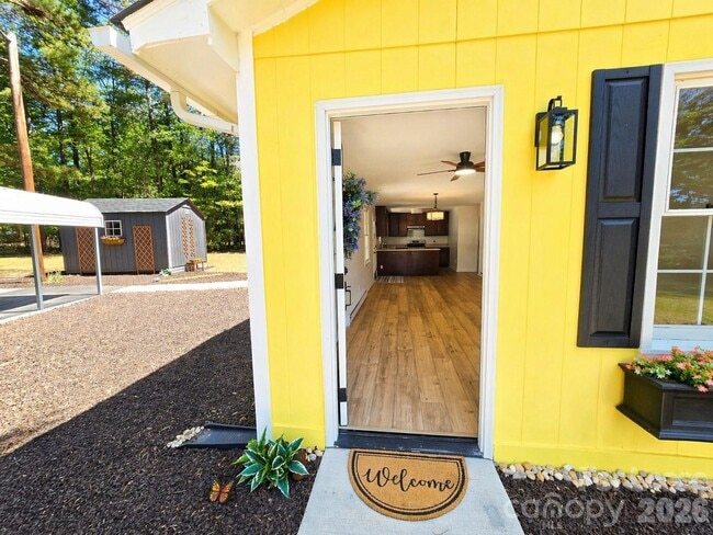 Photo - 2736 Miranda Rd