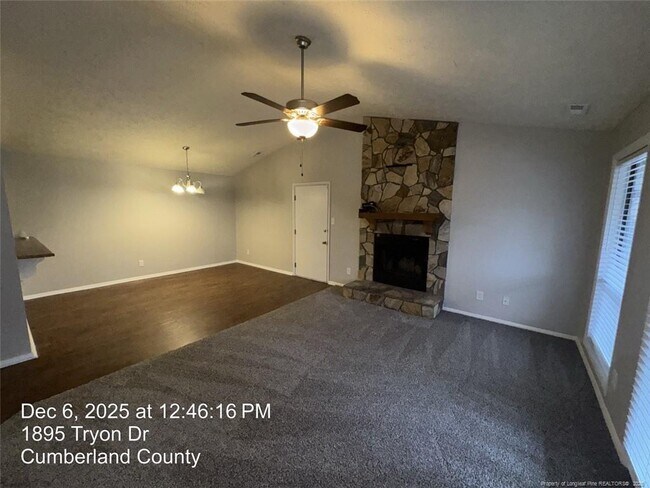 Photo - 1895 Tryon Dr