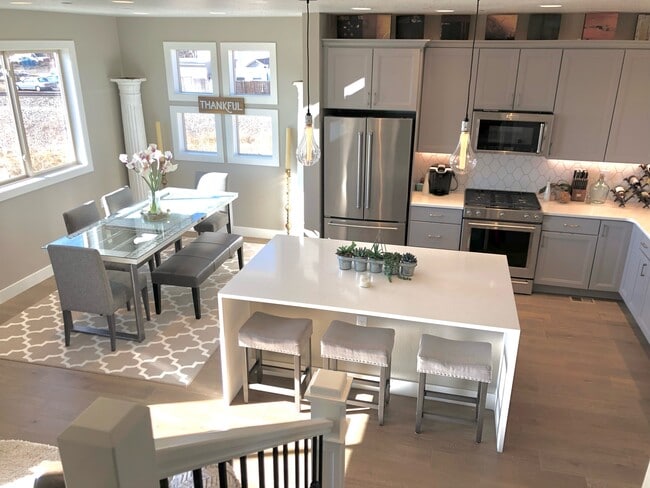 Photo - 1007 Leonard Ln