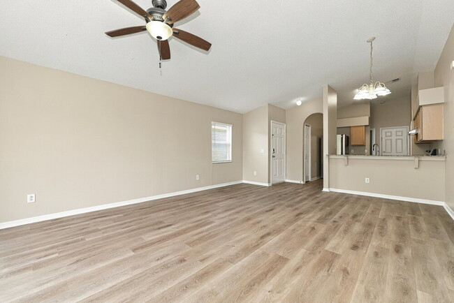 12914 Fieldmoor Ct