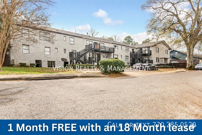 Building Photo - 2672 E 3rd St Unit 2672