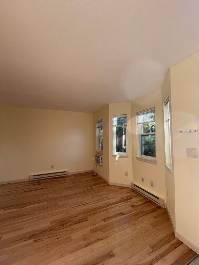 Photo - 1504 Pine St