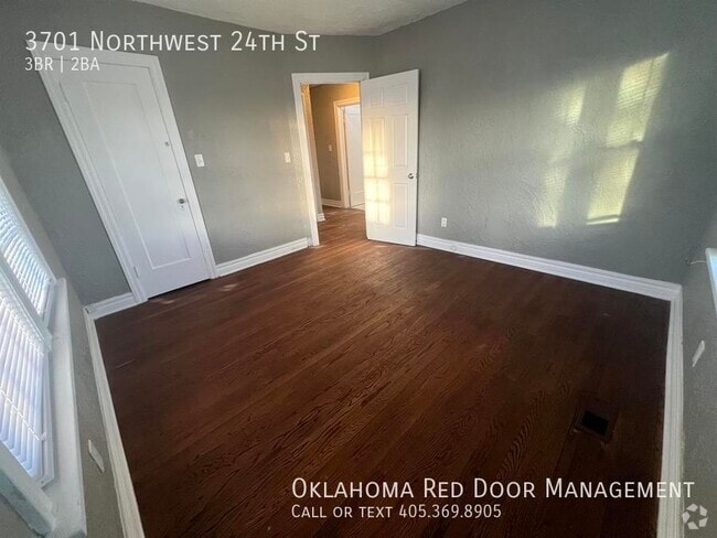 Building Photo - 3701 NW 24th St Rental