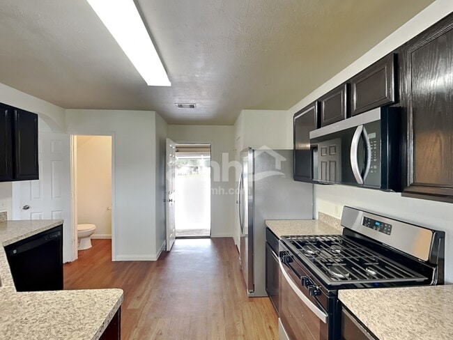 Photo - 911 Redcrest Springs Ct