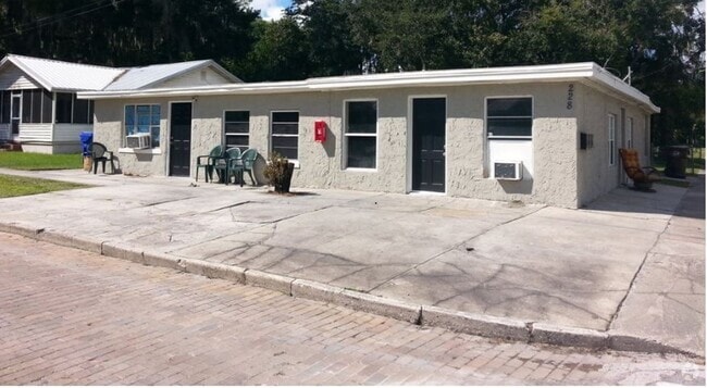 Building Photo - 27 Lake Eustis Crossing RES 228 Unit 228 N Vernon Avenue- A Rental