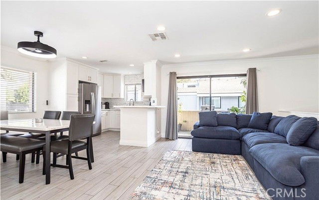 Photo - 13095 Hubbard St