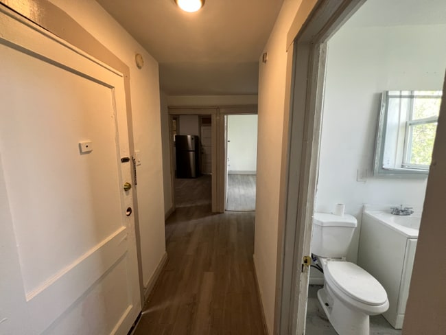 Photo - 1840 S Avers Ave Unidad 3