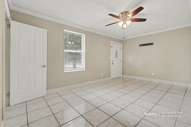 Photo - 3445 Soutel Dr