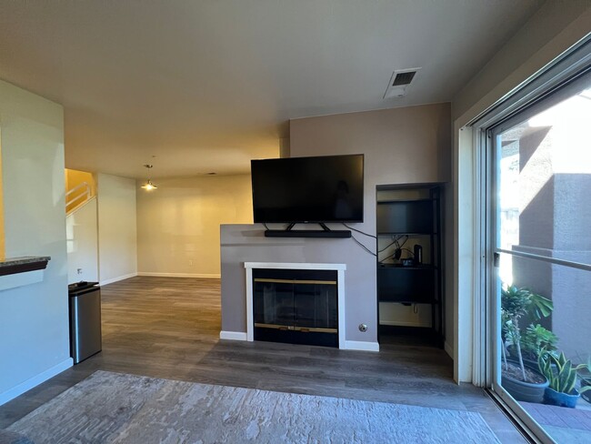 Photo - Sharp Contemporary 2 Bedroom 2.5 Bath Two Story Condo in San Jose Unit E
