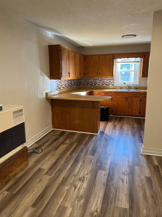 Photo - 2 Bedroom Apartment Located in Beautiful Warrensville