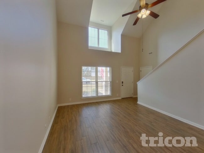 Photo - 216 Winding Branch Ct