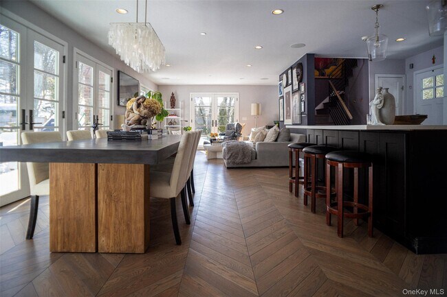 Photo - 1144 Post Rd