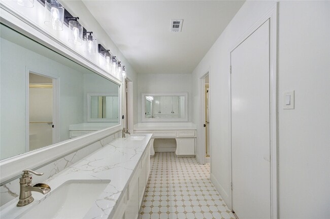 Photo - 5930 Miller Valley Dr