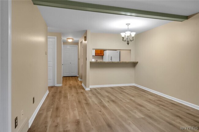 Photo - 270 Buffalo Rd