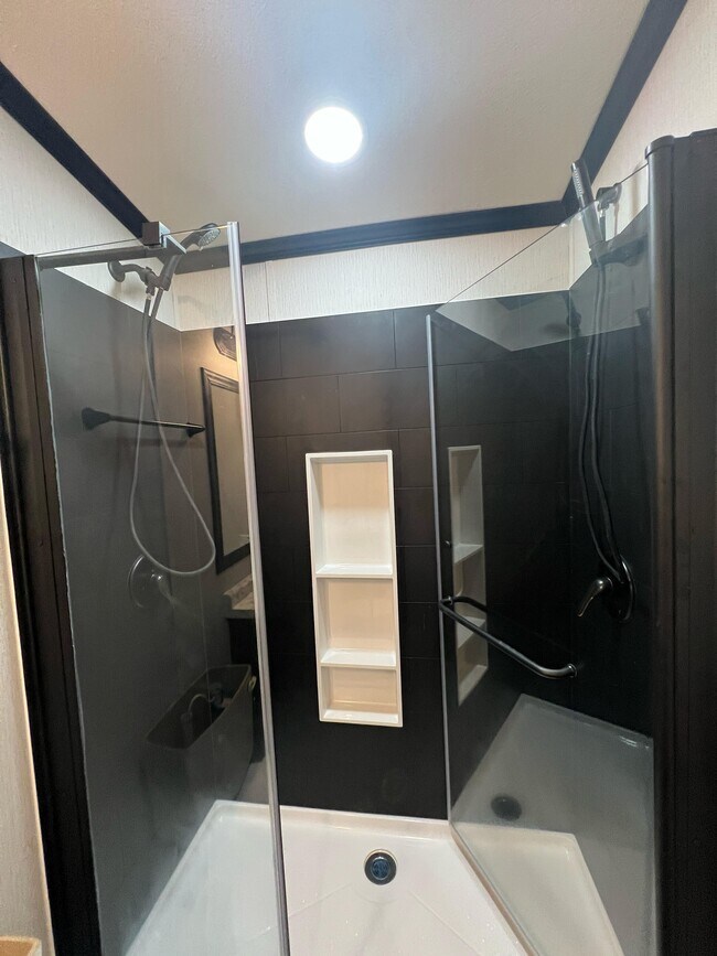 Photo - 3556 Old 51 Rd