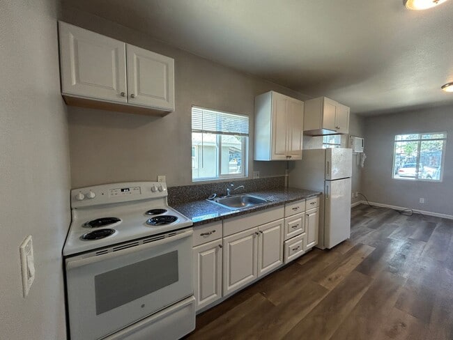 Photo - 624 J St Unit 624 J Street