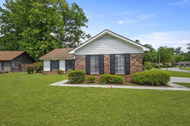 126 Brandlewood Dr