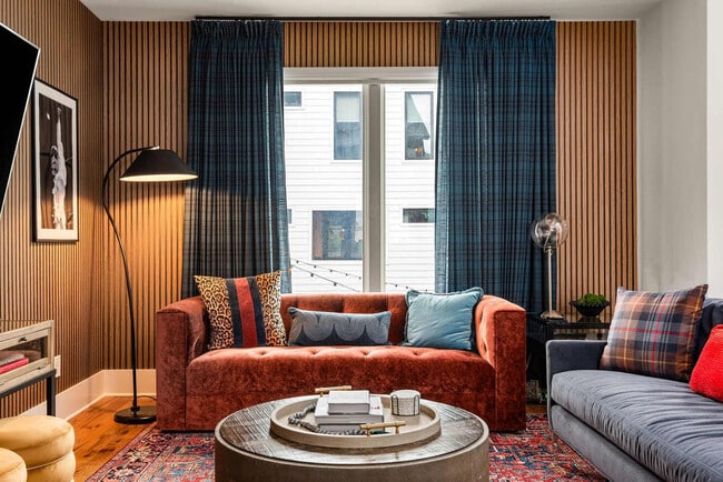 Photo - 772 E Argyle Ave Unit ID1312337P