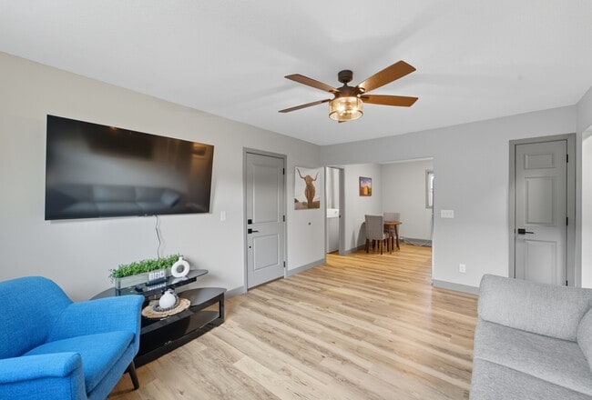 203 3rd St SE Unidad 1B