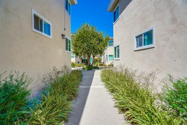Desde el punto de vista interior - Secure, Stylish Property Near Leimert Park...
