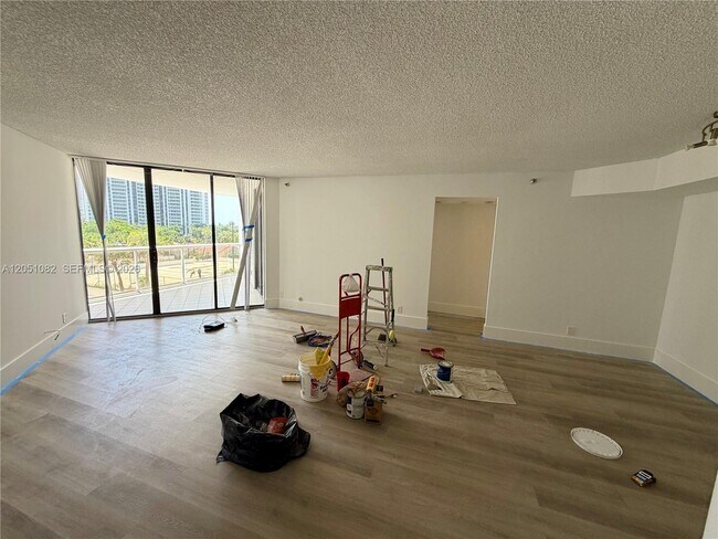 3610 Yacht Club Dr Unit 602