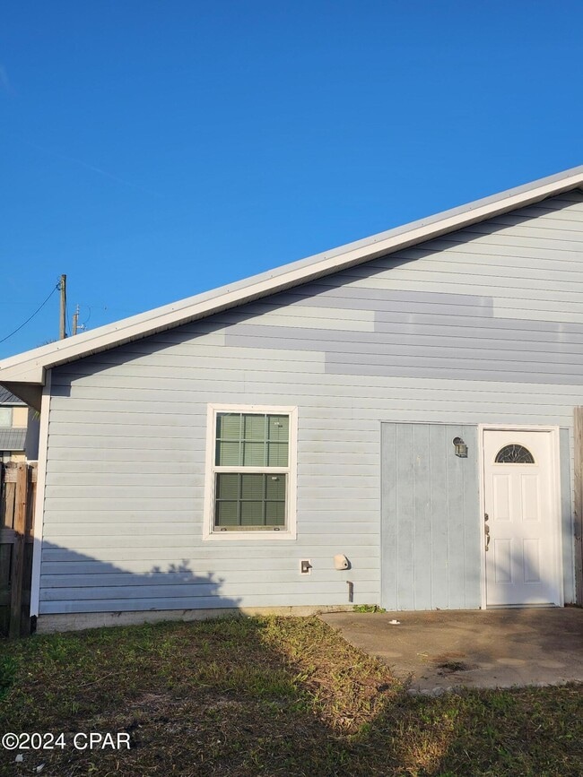 Photo - 5432 Sunset Ave