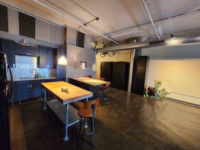 Photo - Downtown Saint Paul DREAM Loft-  Close to ...