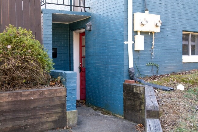 Photo - 801 Calhoun St