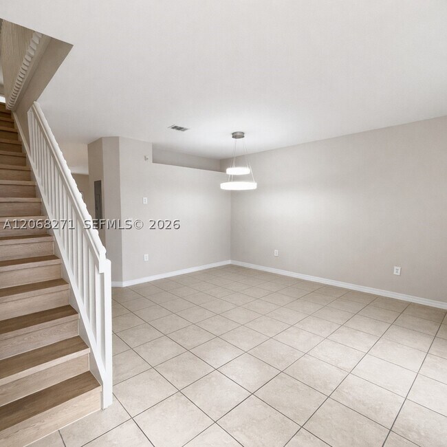 Photo - 2313 SE 24th Ct Unit 2313