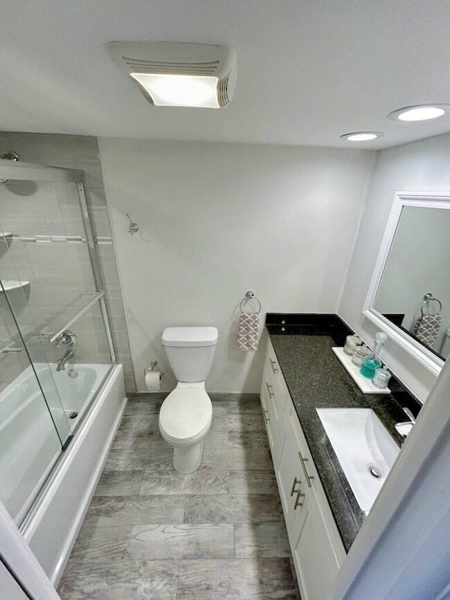 Building Photo - 2691 S Course Dr Unit 408